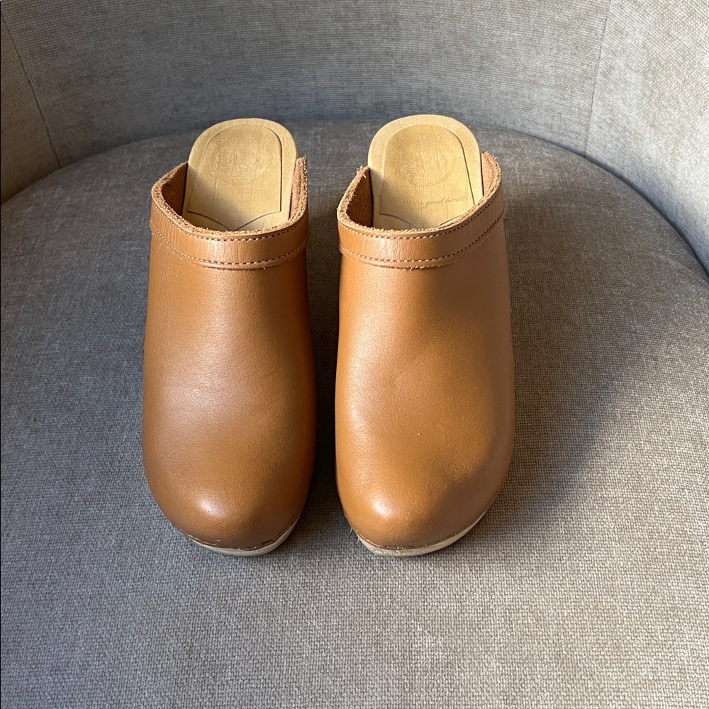 No. 6 old school high heel clog in tan sz. 39 - Picture 2 of 7